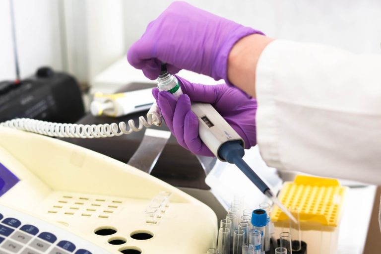 laboratory, medical, medicine-3827742.jpg